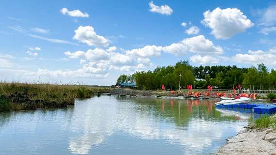 Kertai Lake Waterfront Fishing Village
