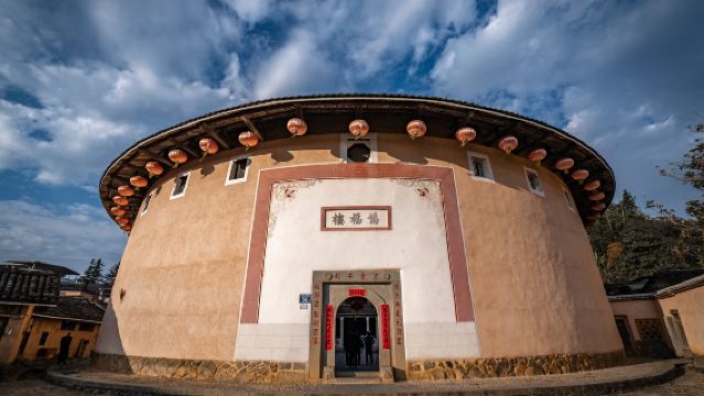 [Berlepas dari Quanzhou] Lawatan sehari tarikan pelancongan Yongding Fujian Tulou Raja dengan lawatan peribadi