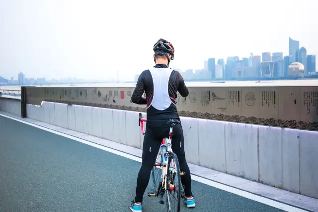 Cycling in Hangzhou