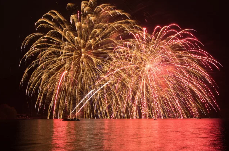 Kinshu Lake Water Festival Fireworks Show | Nishiwaga