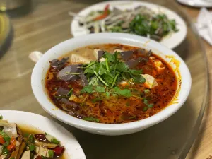 三中高皇羊肉馆