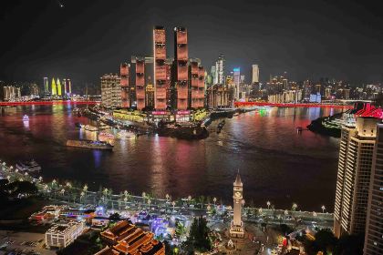 Flaky clouds ART CONCEPT RESTAURANT