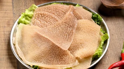 四点金潮汕鲜牛肉火锅(金猴名居店) in Linyi