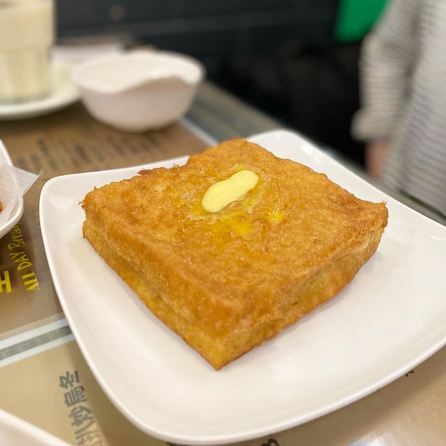 《坪洲人氣蝦多士真係要試?》