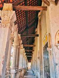 Admiring the Wat Luang