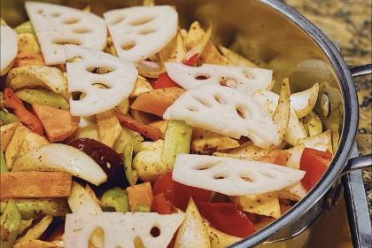 黄记煌三汁焖锅(利川店)