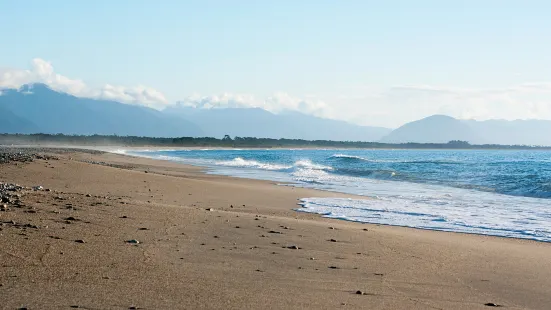 Queens Beach