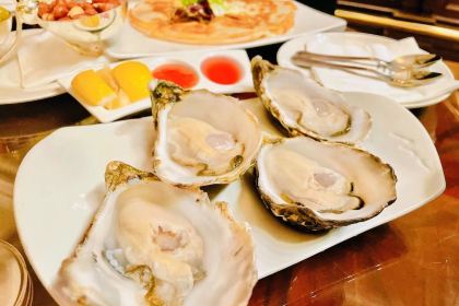 The BEEF Steakhouse & Bar