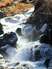 Hutiaoxia Waterfall