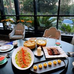 ZHINGWEI KUNMING GREEN LAKE HOTEL·GREEN CHINESE RESTAURANT User Photo