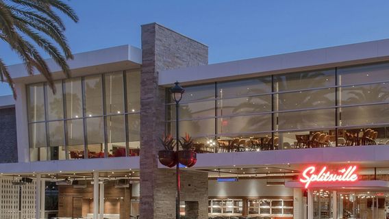 Splitsville Luxury Lanes