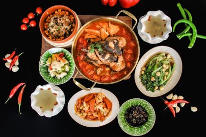 MONET GARDEN POOL RESTAURANT