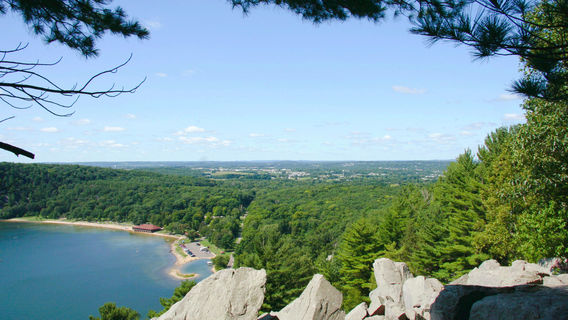 Devil's Lake State Park