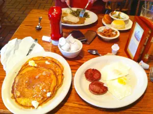 Cracker Barrel Old Country Store