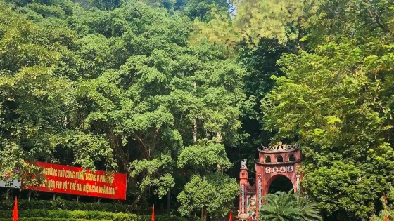 Temple of the Hùng Kings