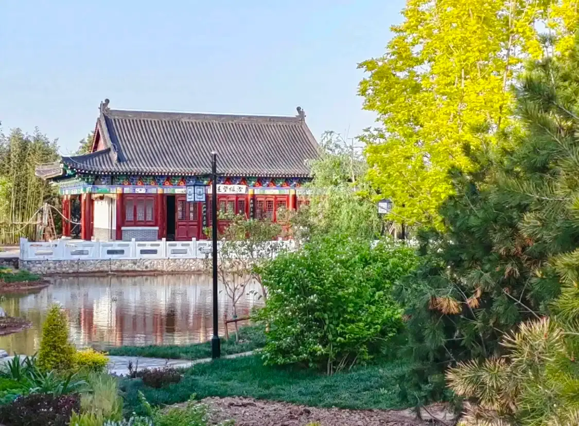 Hotels near Cangzhou Garden Expo Park