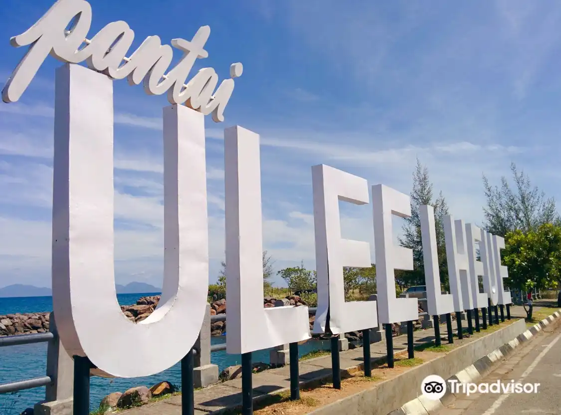 Hotels near Ulee Lheue Beach