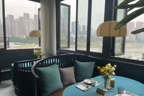 猛虎玫瑰·鲜花西餐厅(长嘉汇江景店)