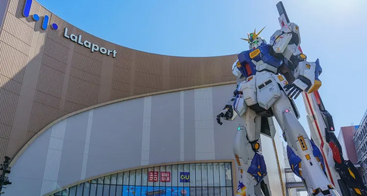 【JKT】立像 Life-Size RX-93ff 𝛎 Gundam Statue Tickets [2026] - Promos, Prices