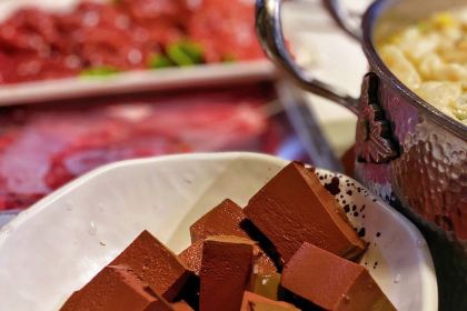 德林酸菜鱼火锅(南丹店)