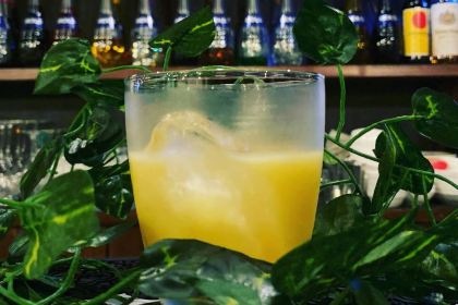 Moon Walk Shijo Karasuma