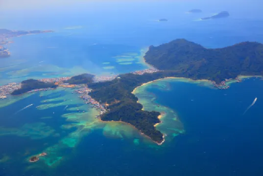Gaya Island