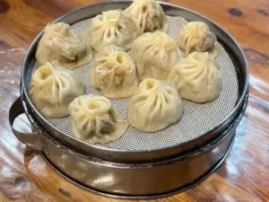 乌力吉塔拉奶茶馆