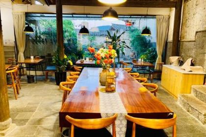 Zhangjia Yard Tengyue Cuisine