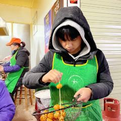 南门口金记糖油坨坨店(长郡中学店) User Photo