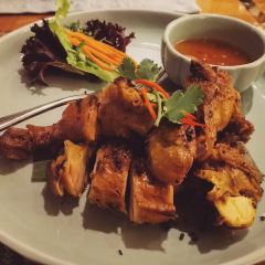Somboon (Siam Square One) User Photo