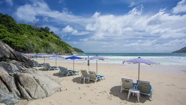 Hotels near Sai Kaew Beach