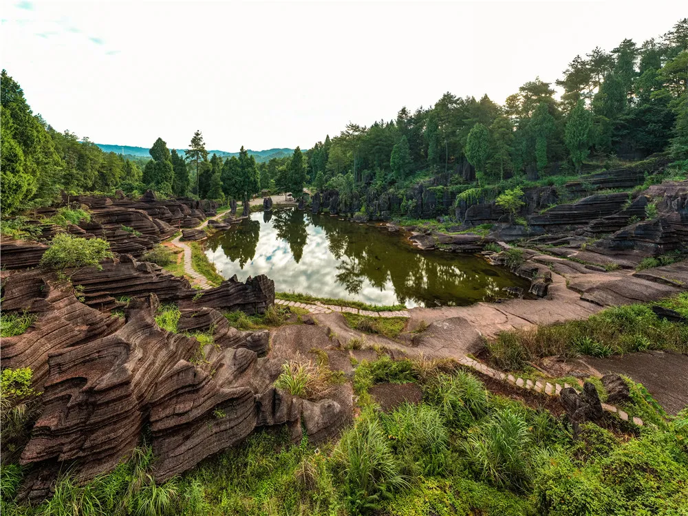 5_Red Stone Forest National Geological Park