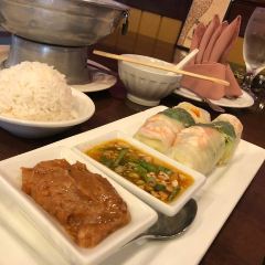 Molly Woo's Asian Bistro User Photo