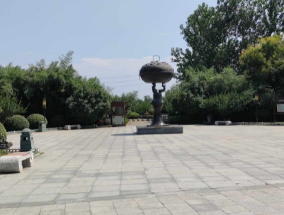 Liujintongxun Square