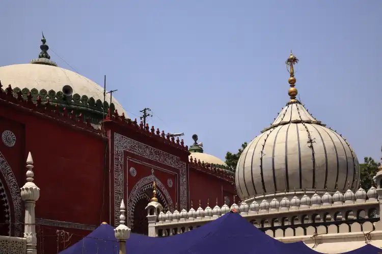 Các khách sạn gần Dargah Hazrat Nizamuddin