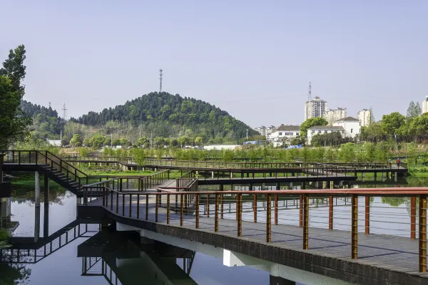 Yishang Hotel (Yichang East Railway Station)