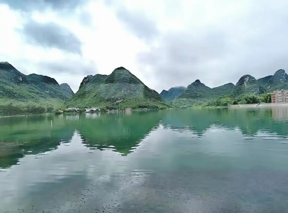 Hotels near Dalongtan Reservoir