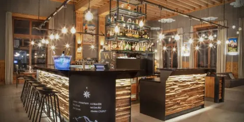 The 1870 - Lodge Bar