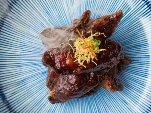 Mott 32 | Cebu