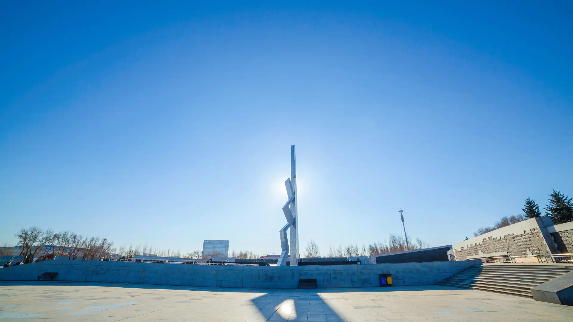 Hotels near Heping Square
