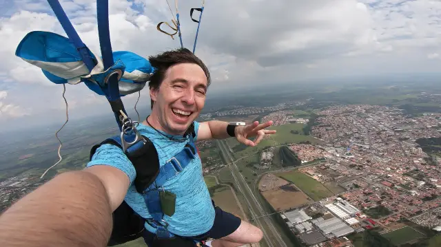 Skydiving in Sao Paulo