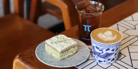 藍π咖啡（雕塑瓷廠店）