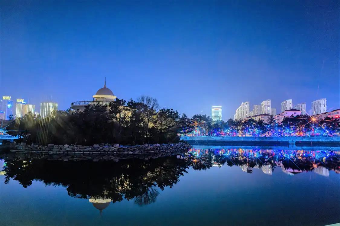 Hotels near Marine Park