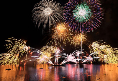 Miyazu Tōrō Nagashi Fireworks