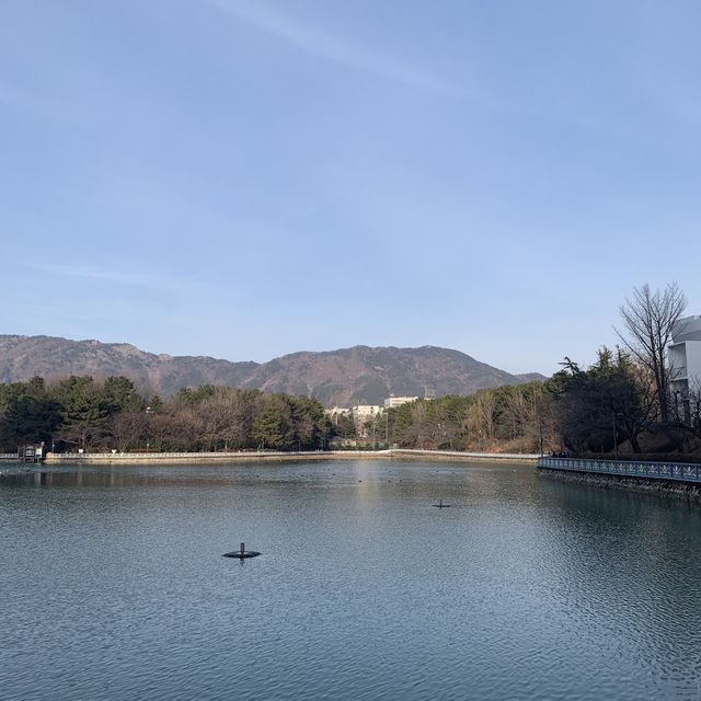 도심 속 휴식공간, 용지호수