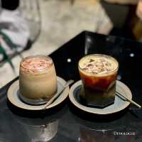 BlackCoffee｜全黑型格café