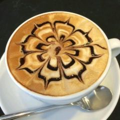 Livv Pattaya Finest Food & Drinks User Photo