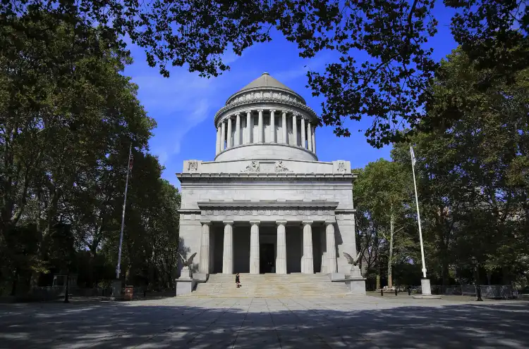 Hotels in der Nähe von General Grant National Memorial