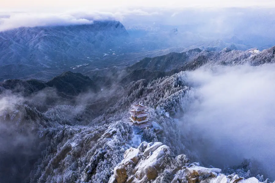 Snow and Ice Park under Baiyun Mountain