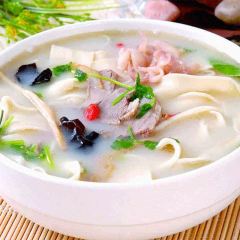 Tuk Tuk Noodle Thai User Photo